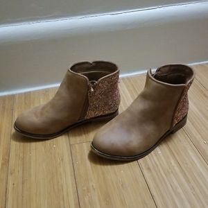 Shoes size 10 Toddler